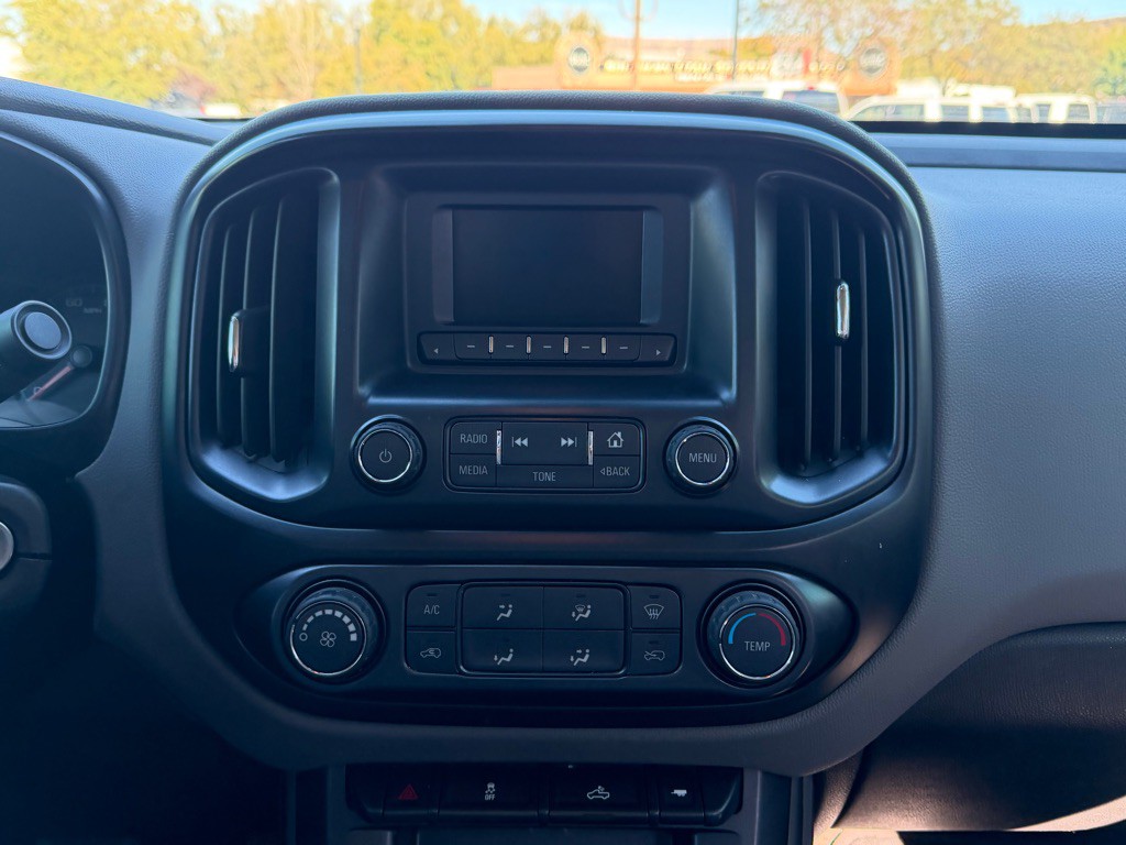 2016 Chevrolet Colorado Image 15