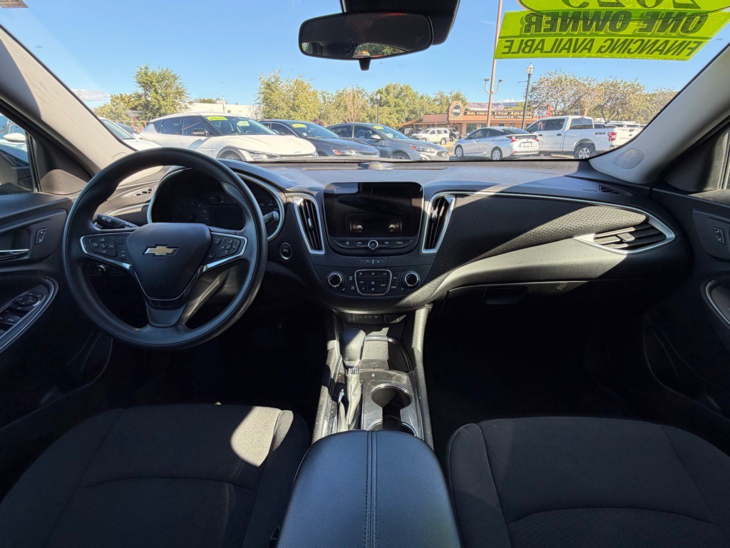 2023 Chevrolet Malibu Image 14