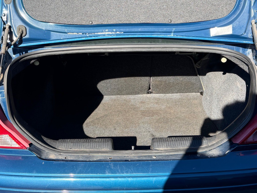 2000 Ford Focus Image 19