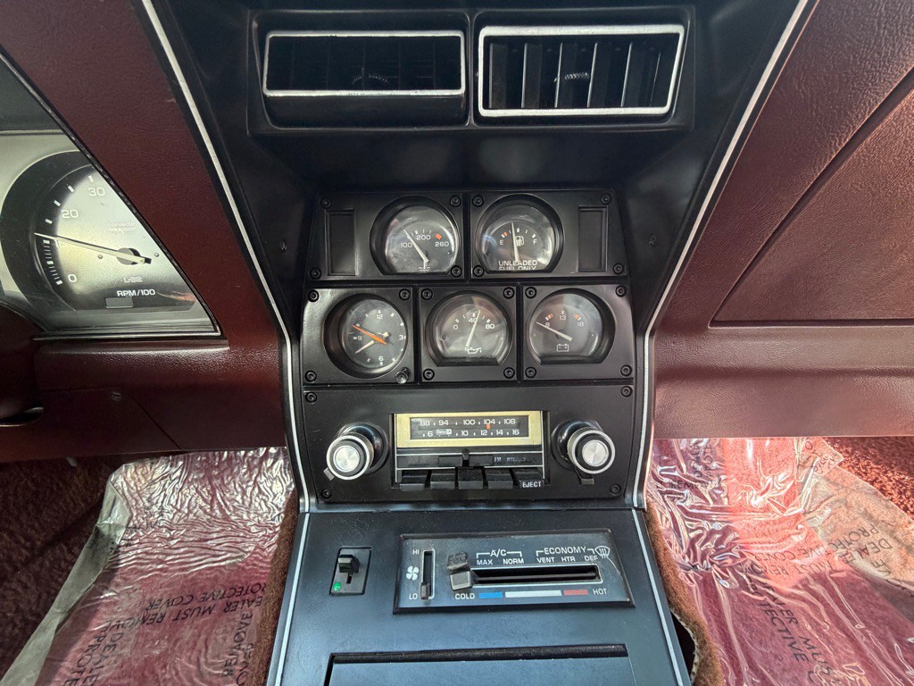 1980 Chevrolet Corvette Image 12