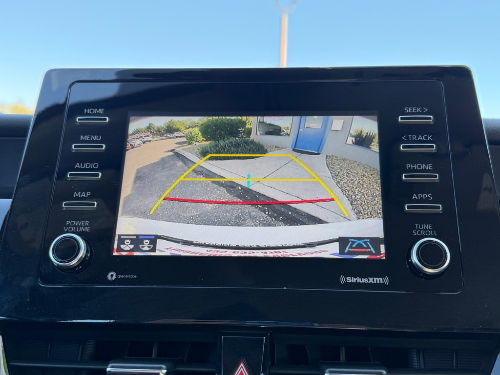 2022 Toyota Camry Image 32