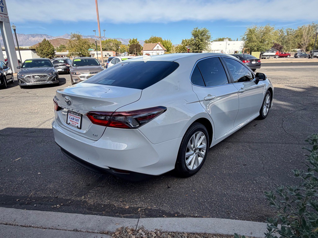 2022 Toyota Camry Image 5