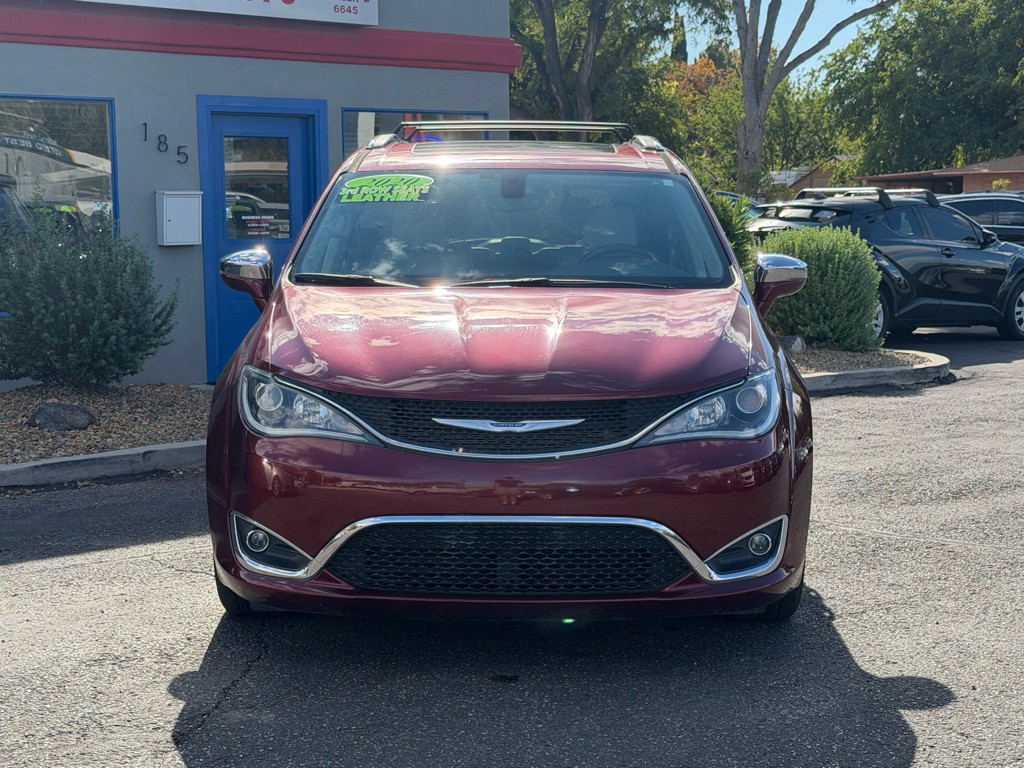 2020 Chrysler Pacifica Image 2