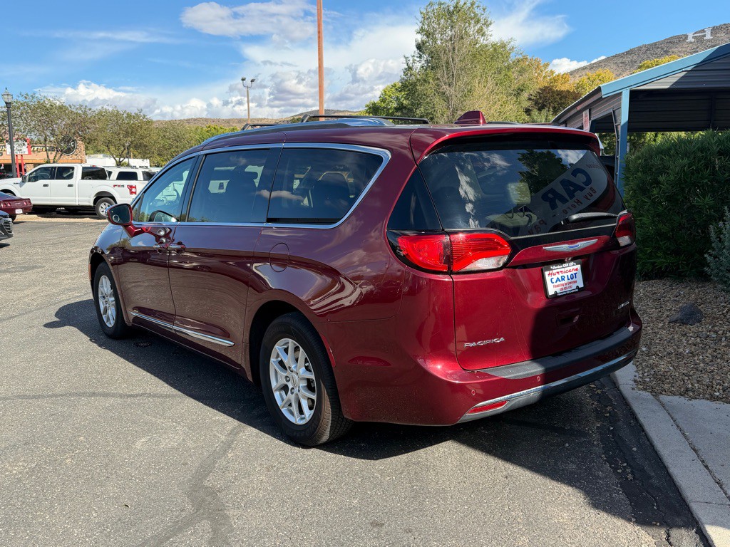 2020 Chrysler Pacifica Image 7