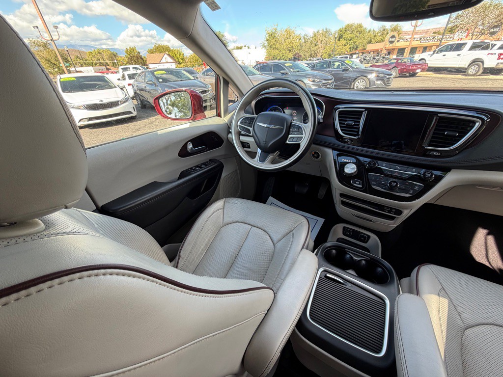 2020 Chrysler Pacifica Image 13