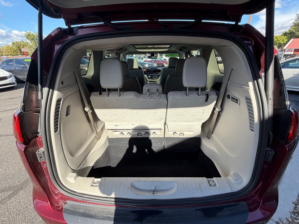 2020 Chrysler Pacifica Image 24