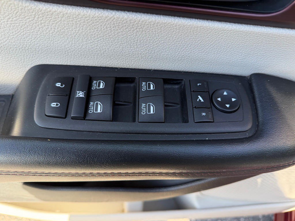 2020 Chrysler Pacifica Image 26