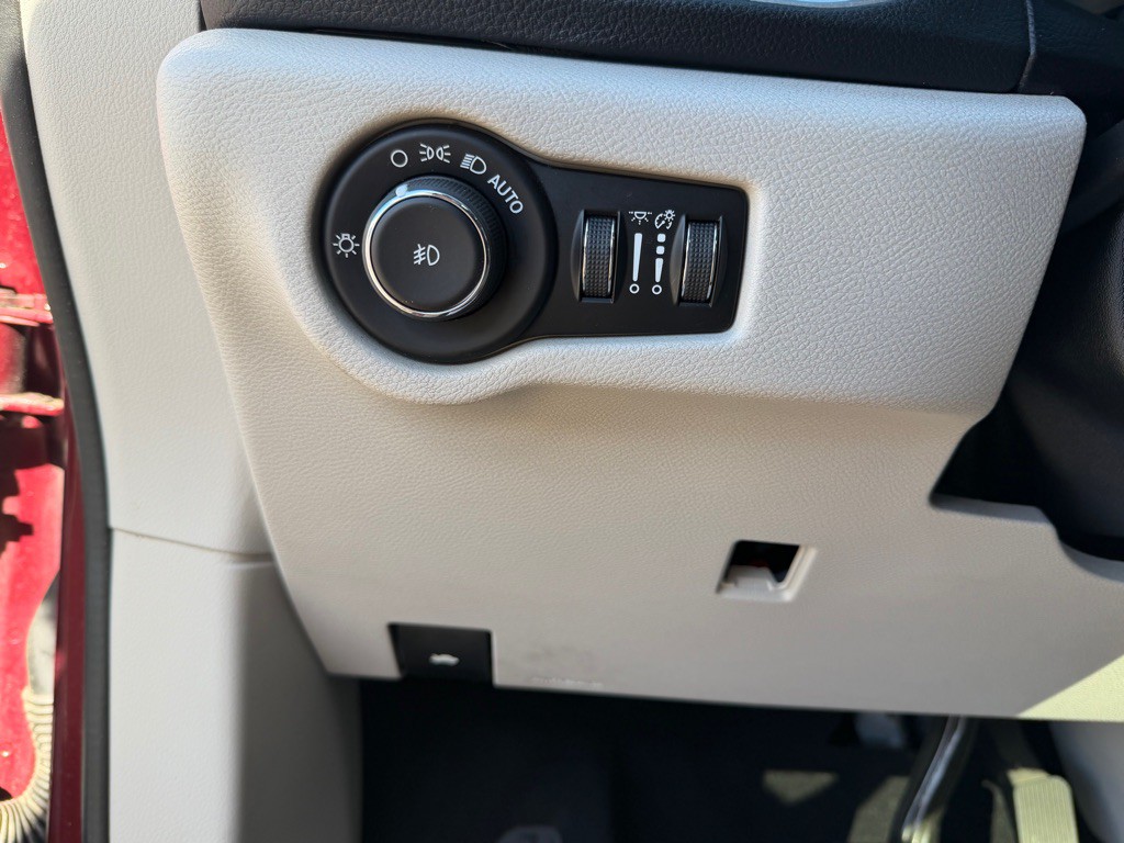 2020 Chrysler Pacifica Image 31