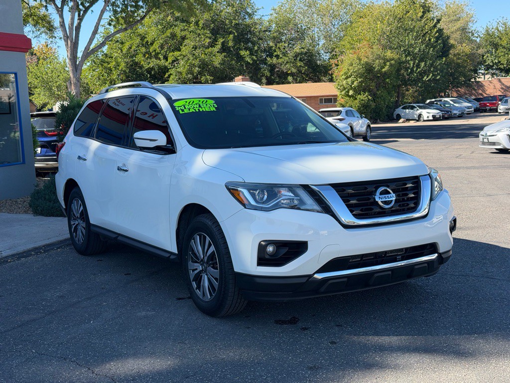 2020 Nissan Pathfinder Image 3