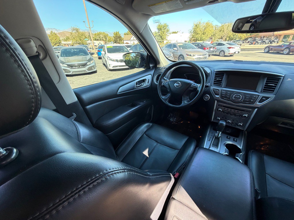 2020 Nissan Pathfinder Image 13