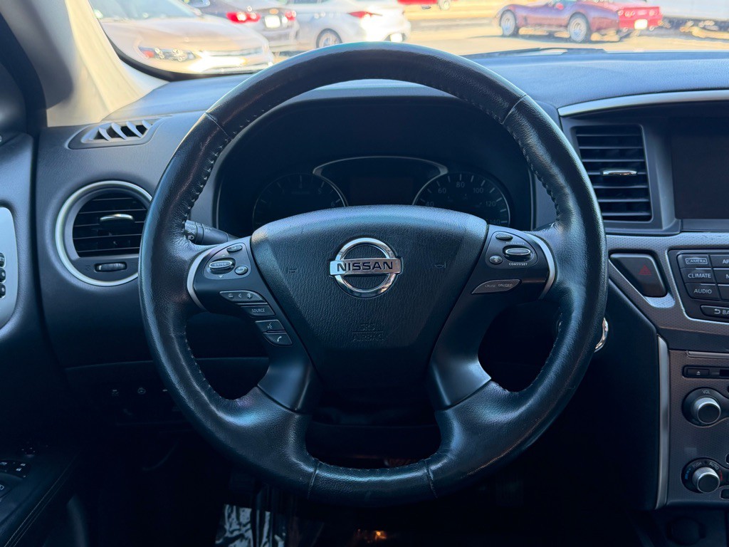 2020 Nissan Pathfinder Image 17