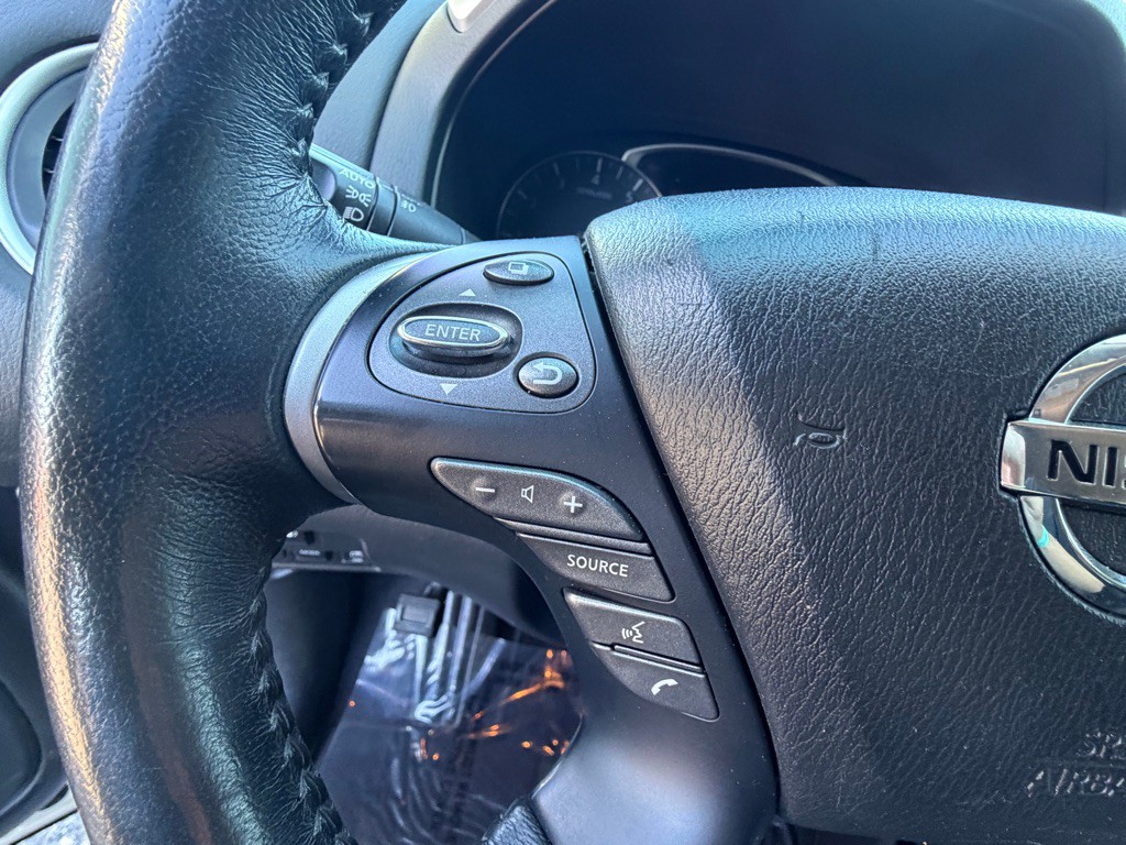 2020 Nissan Pathfinder Image 32