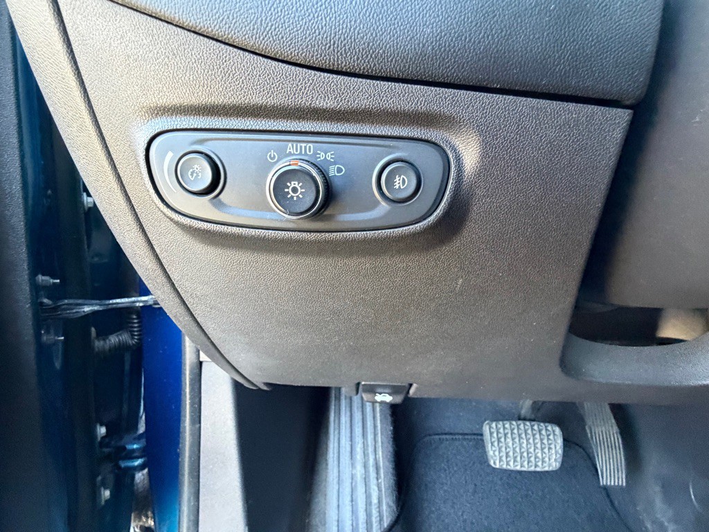 2020 Chevrolet Equinox Image 27