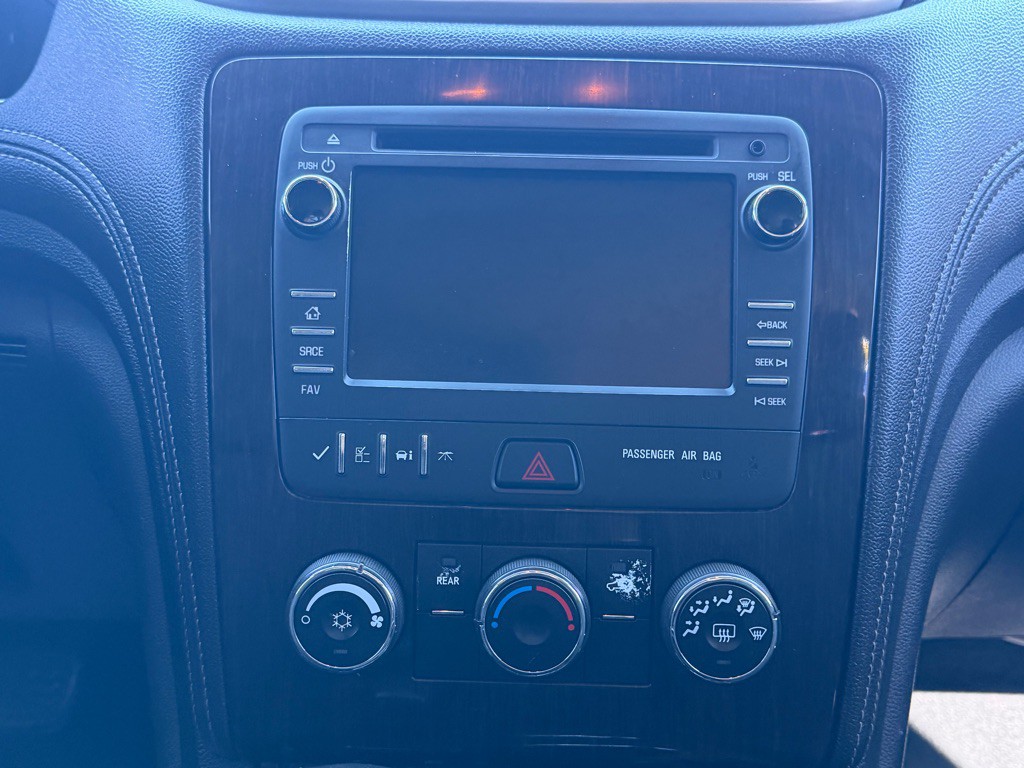 2016 Chevrolet Traverse Image 16