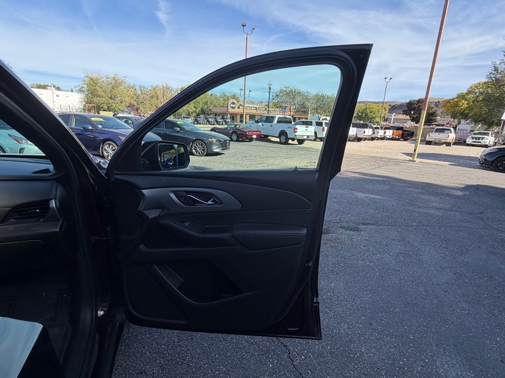 2022 Chevrolet Traverse Image 24