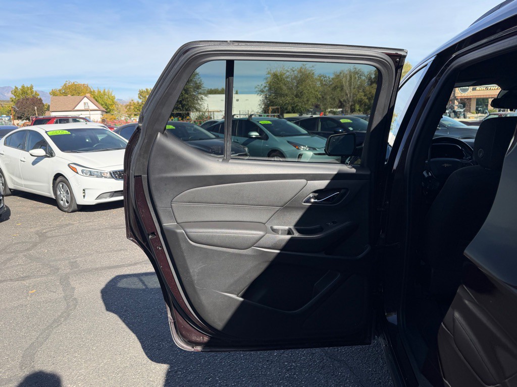 2022 Chevrolet Traverse Image 25