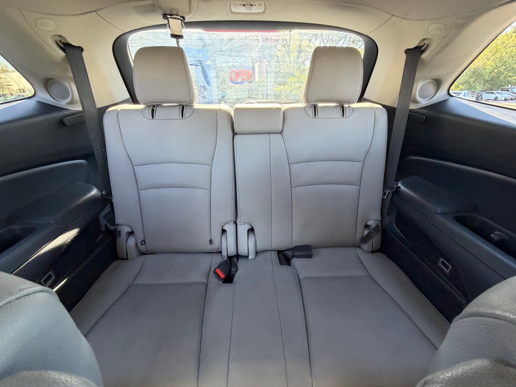 2017 Honda Pilot Image 21