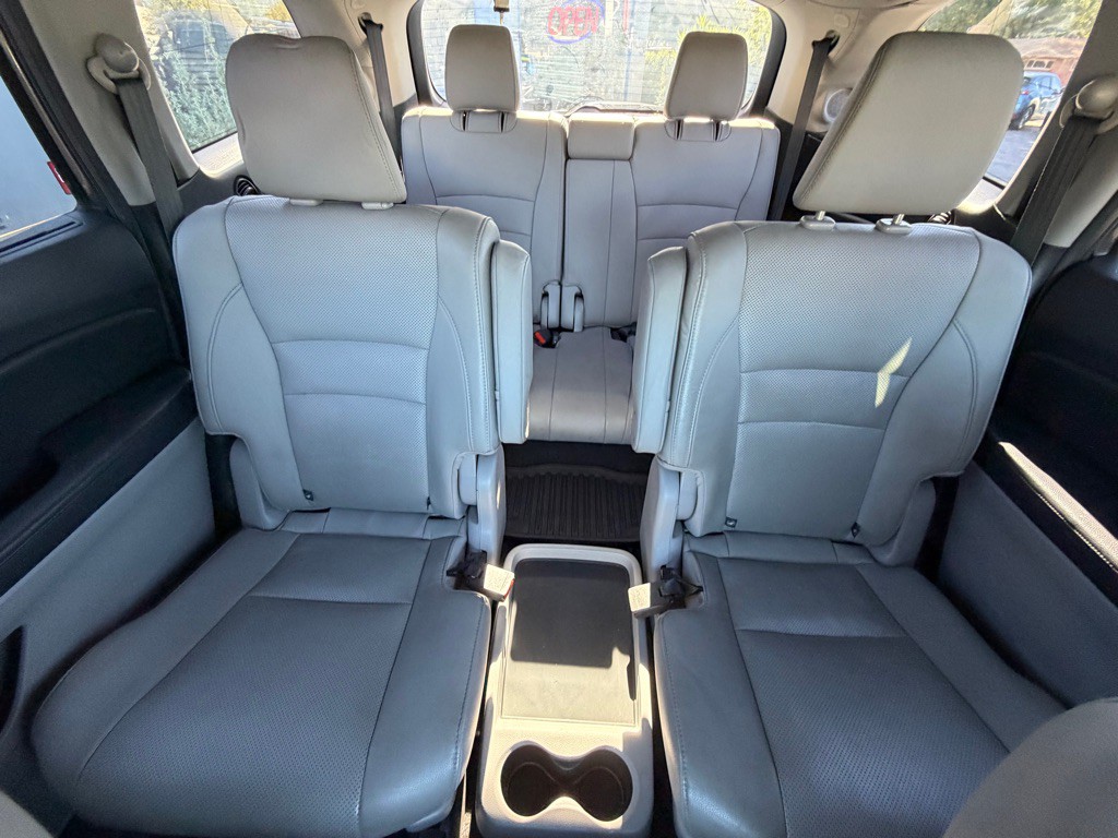 2017 Honda Pilot Image 23