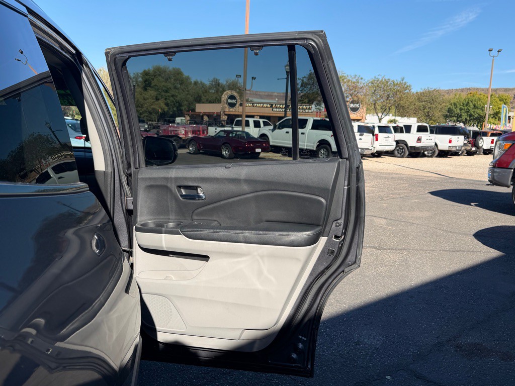 2017 Honda Pilot Image 31