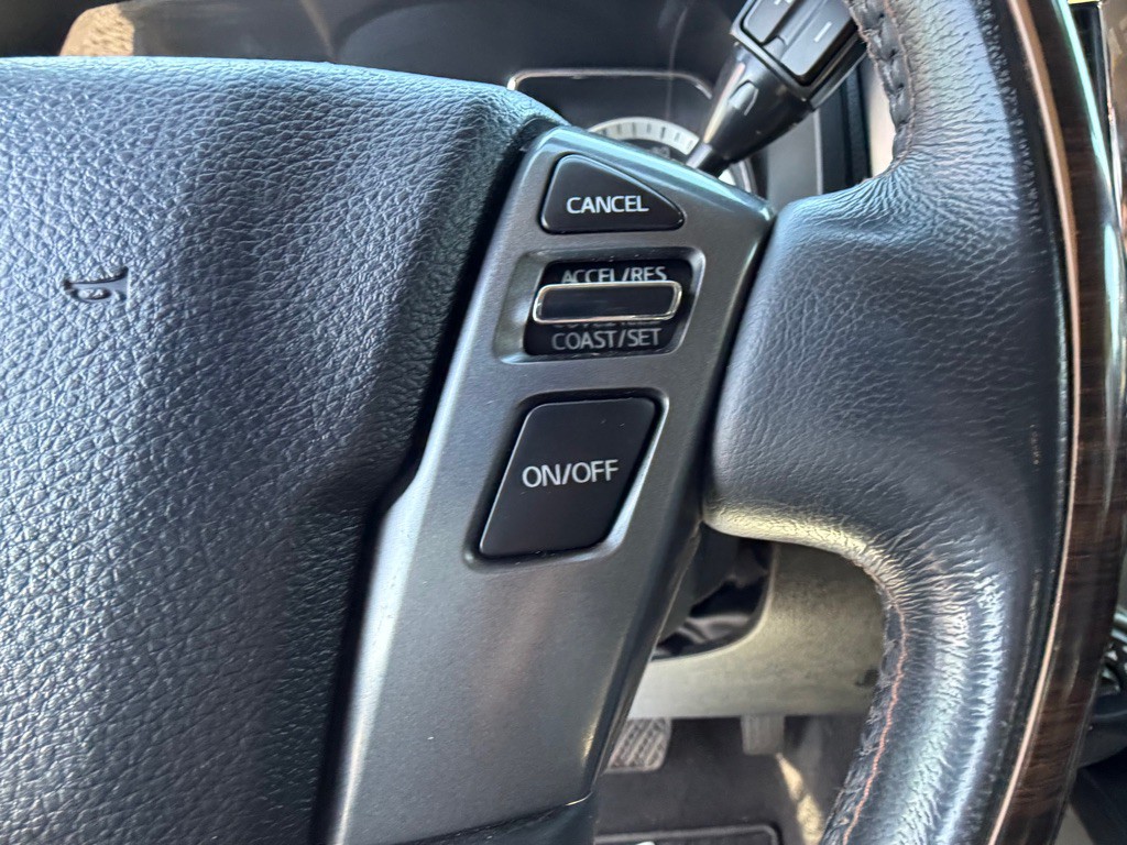 2016 Nissan Titan Image 28