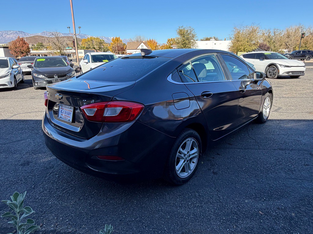 2016 Chevrolet Cruze Image 5