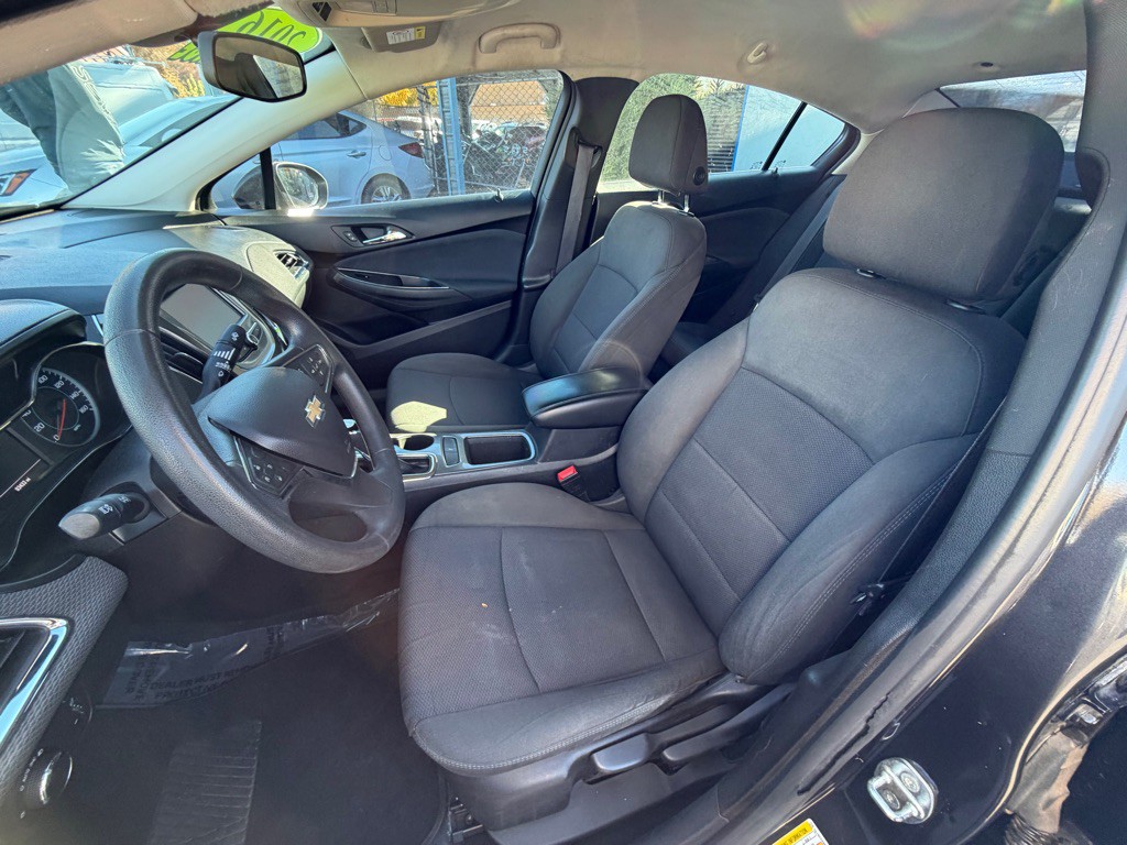 2016 Chevrolet Cruze Image 9