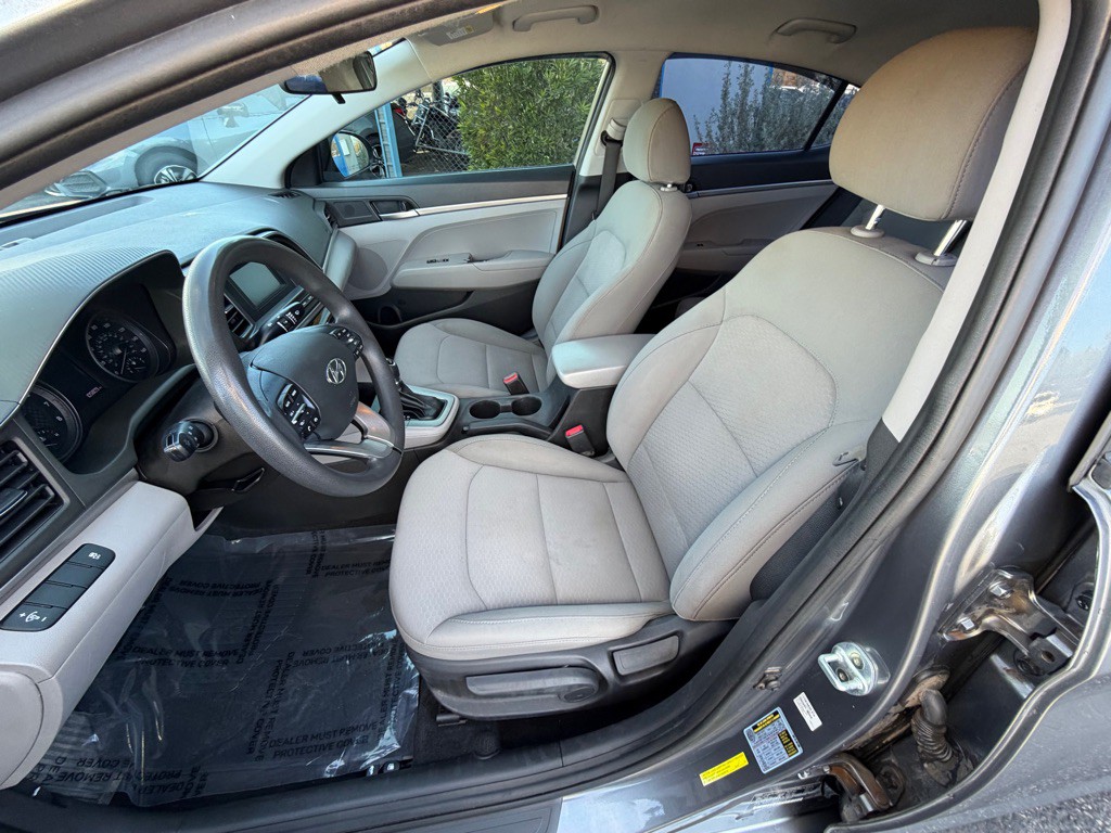 2019 Hyundai Elantra Image 9