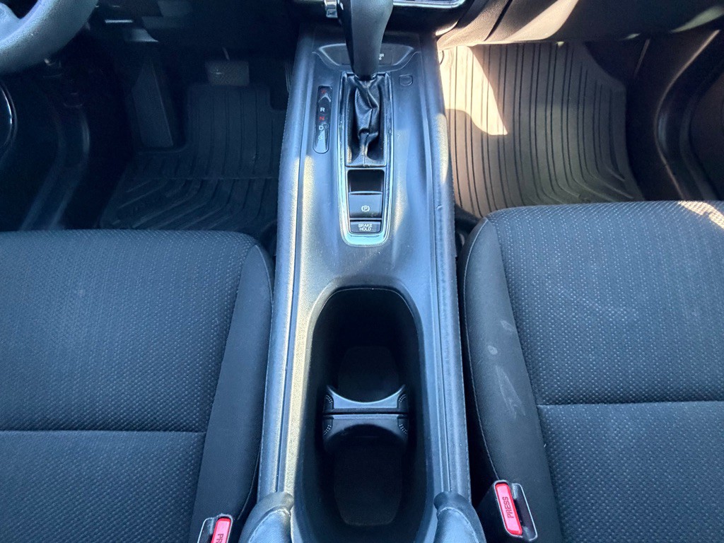 2018 Honda HR-V Image 16