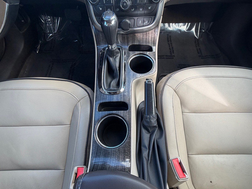 2015 Chevrolet Malibu Image 16