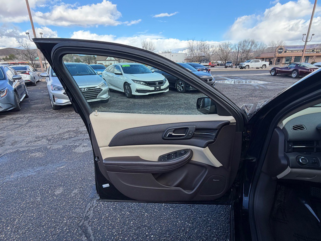 2015 Chevrolet Malibu Image 21