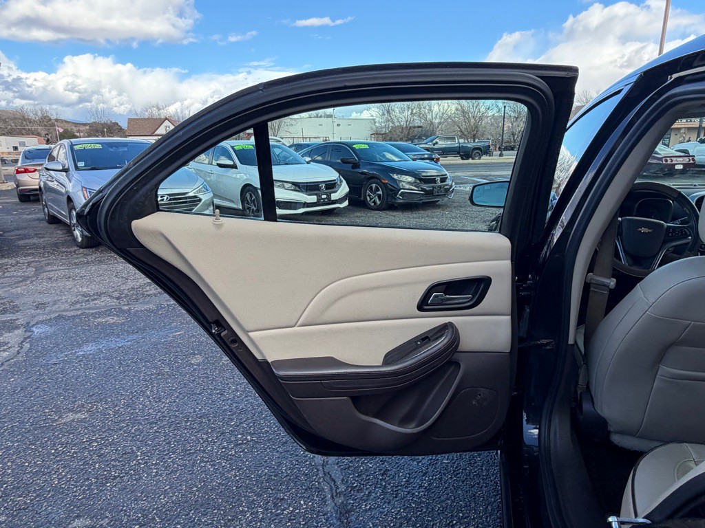 2015 Chevrolet Malibu Image 25