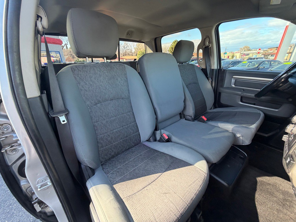 2016 RAM 2500 Image 17