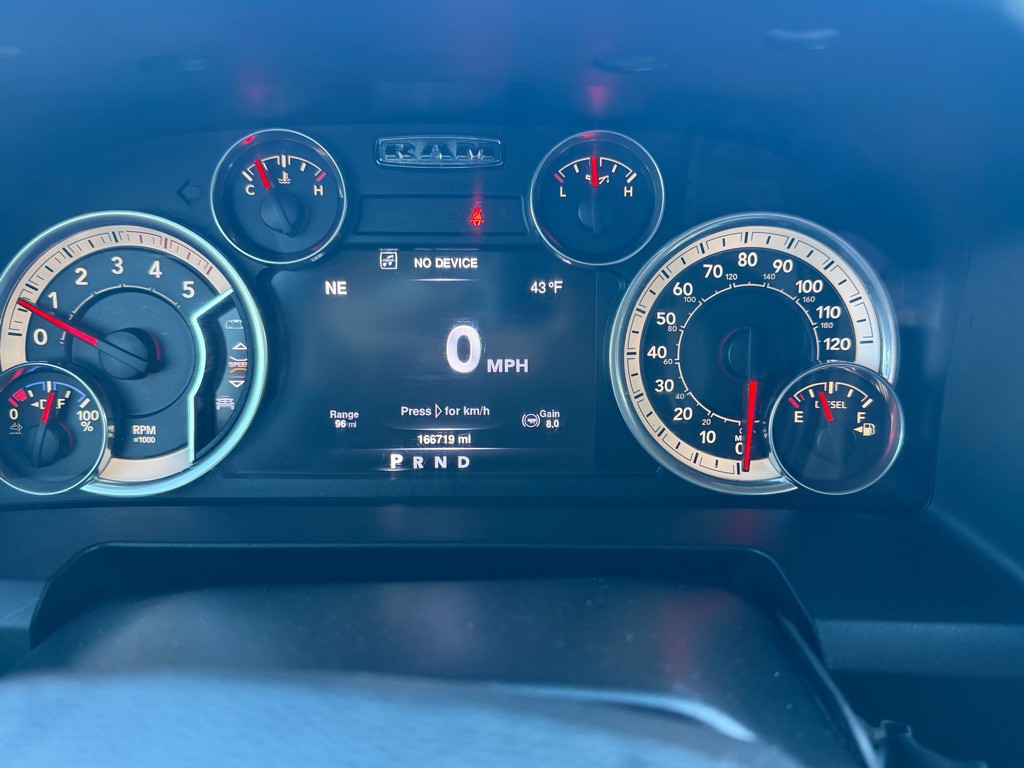 2016 RAM 2500 Image 34