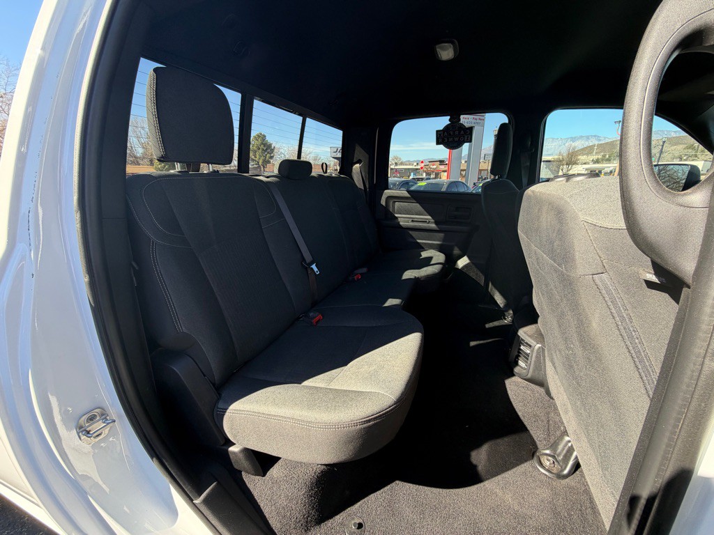 2021 RAM 2500 Image 12