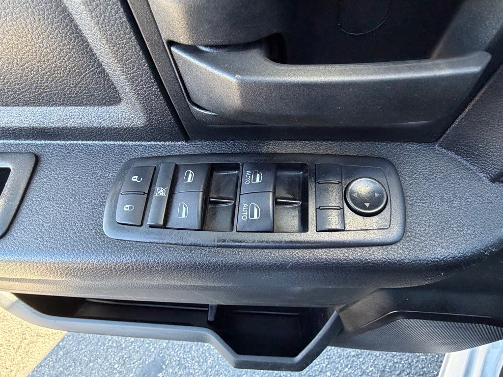 2021 RAM 2500 Image 23