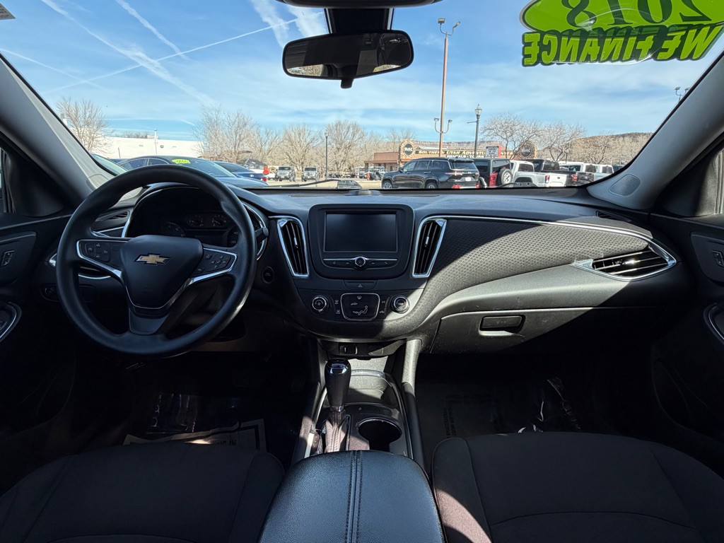 2018 Chevrolet Malibu Image 13