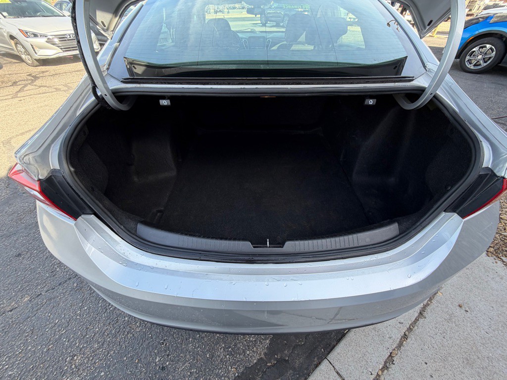 2018 Chevrolet Malibu Image 18