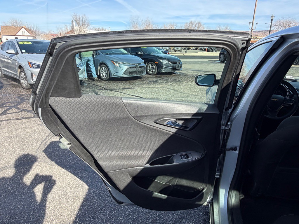 2018 Chevrolet Malibu Image 22