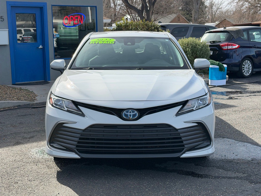 2022 Toyota Camry Image 2
