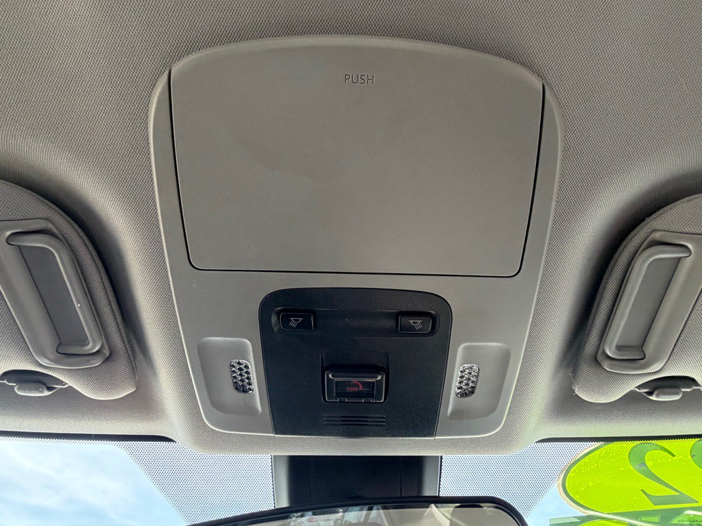 2022 Toyota Camry Image 17