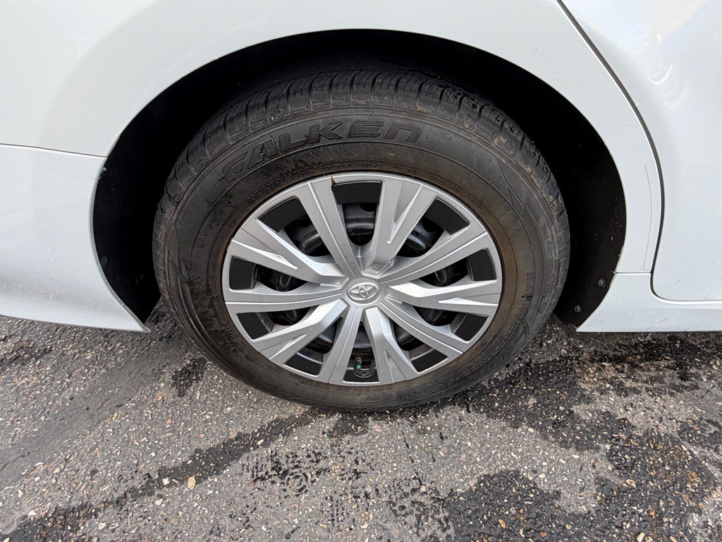 2022 Toyota Camry Image 24