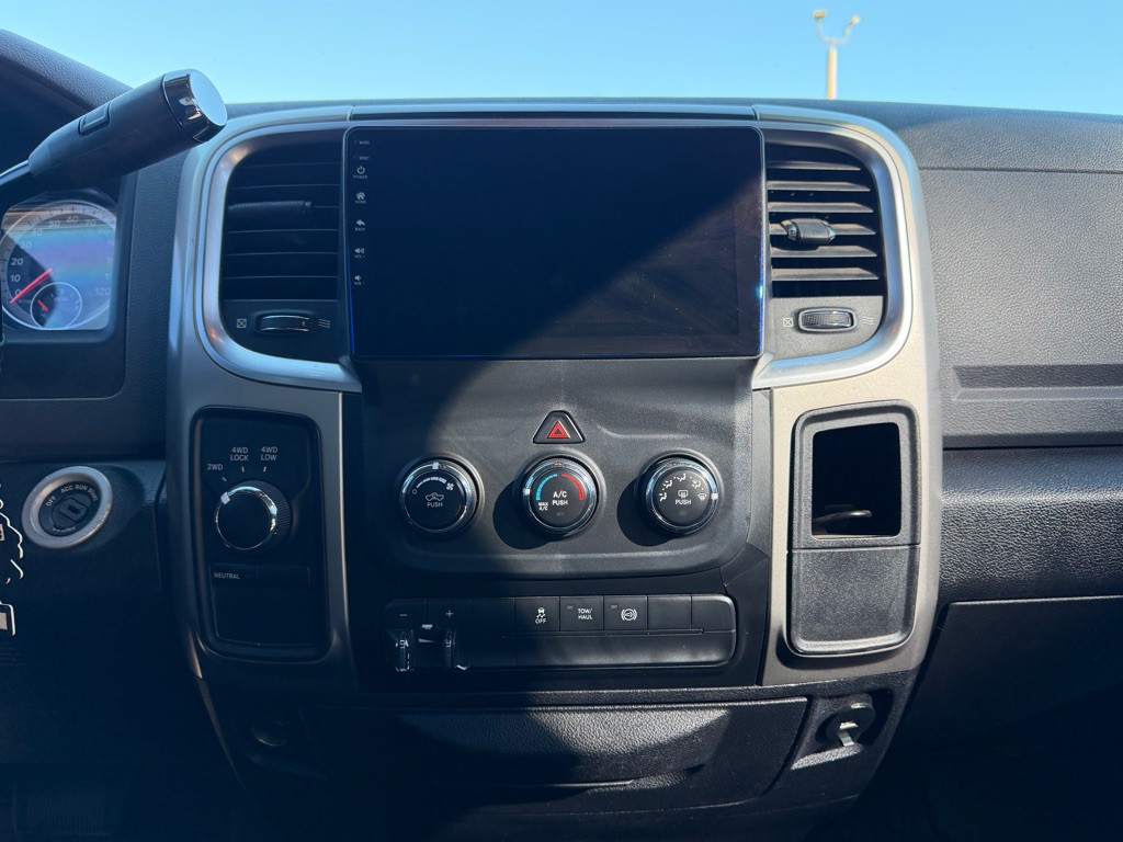 2014 RAM 2500 Image 15