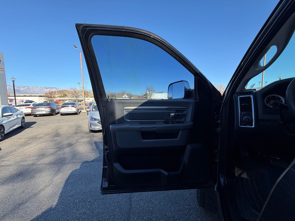 2014 RAM 2500 Image 20