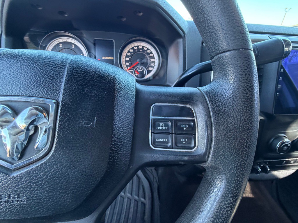 2014 RAM 2500 Image 30