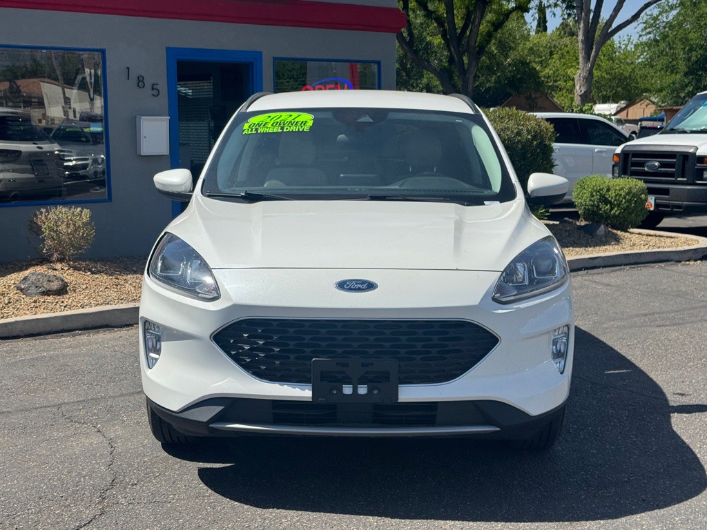 2021 Ford Escape Image 2
