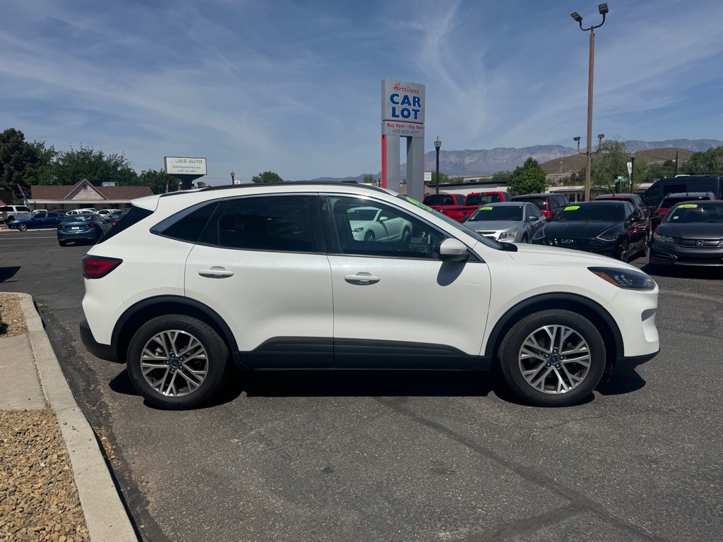 2021 Ford Escape Image 4