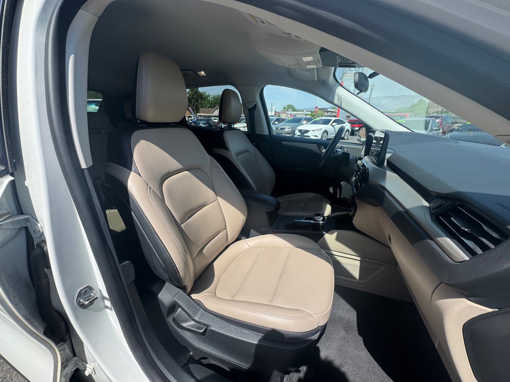 2021 Ford Escape Image 10