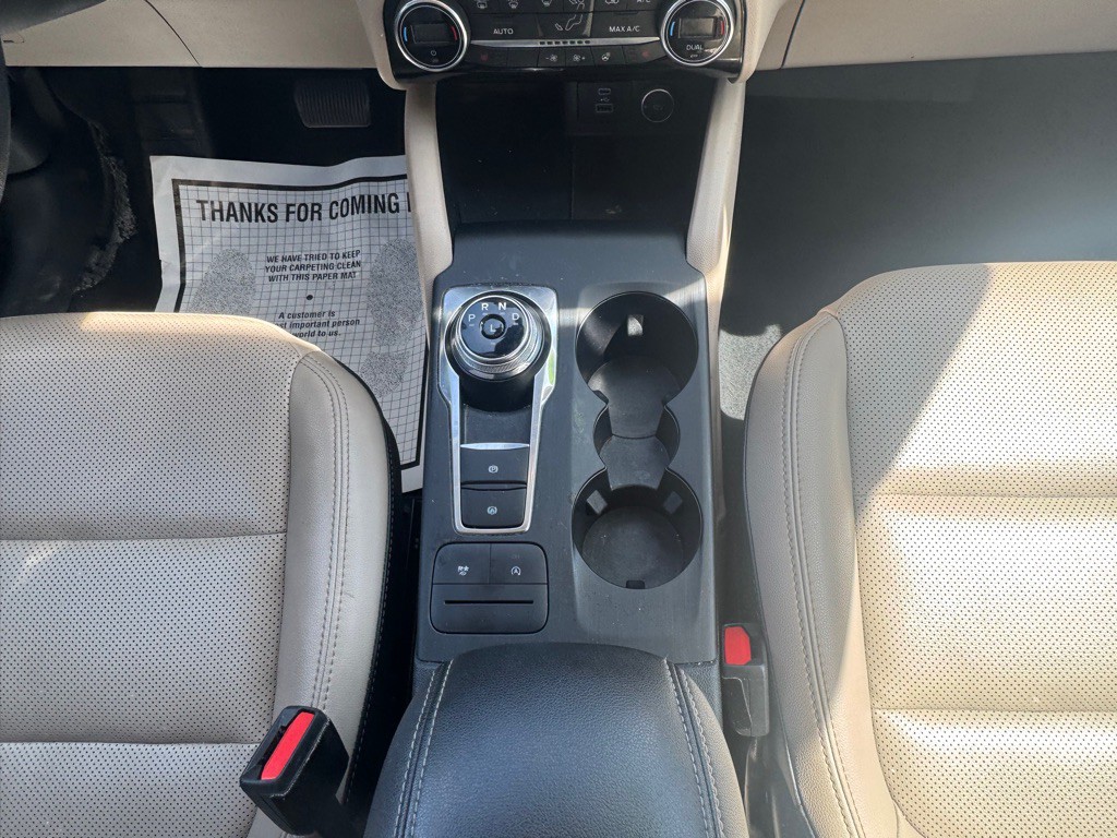 2021 Ford Escape Image 16