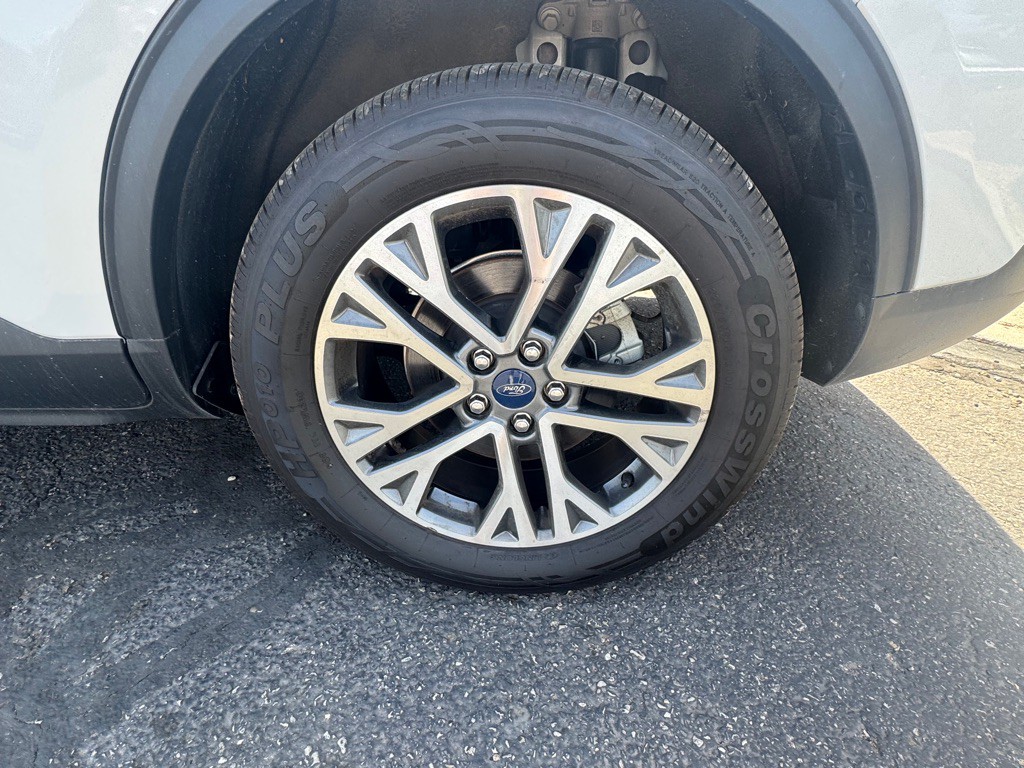 2021 Ford Escape Image 25