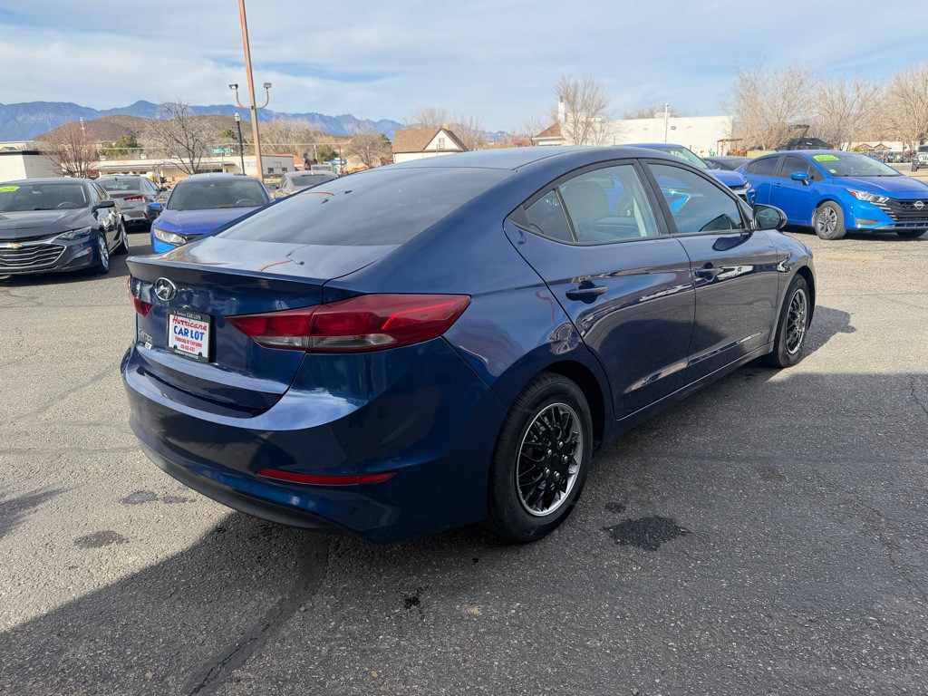 2018 Hyundai Elantra Image 5